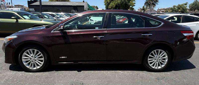 2015 Toyota Avalon Hybrid XLE Premium