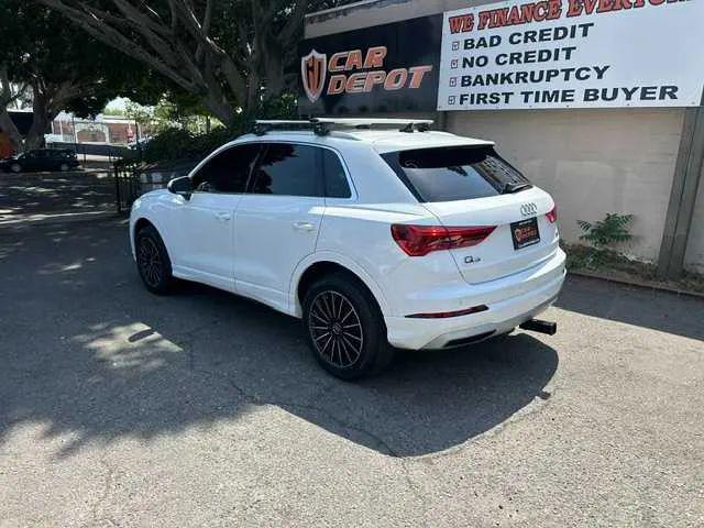 2022 Audi Q3 Premium 40 TFSI quattro Tiptronic