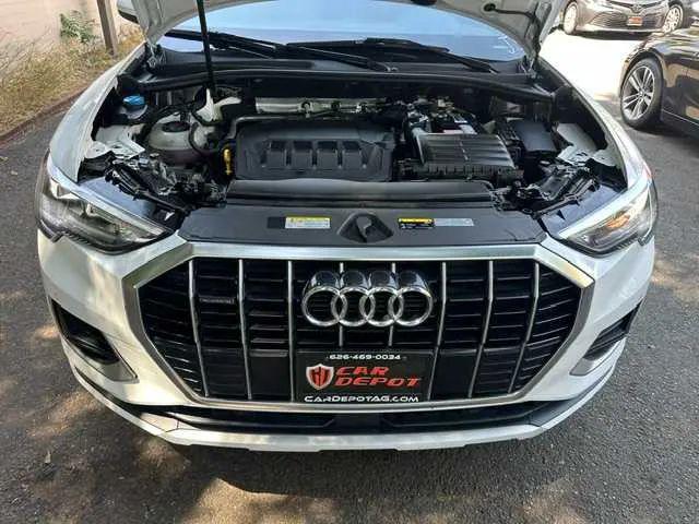 2022 Audi Q3 Premium 40 TFSI quattro Tiptronic