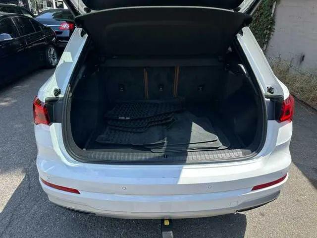 2022 Audi Q3 Premium 40 TFSI quattro Tiptronic
