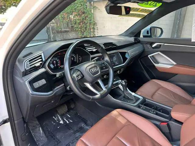 2022 Audi Q3 Premium 40 TFSI quattro Tiptronic