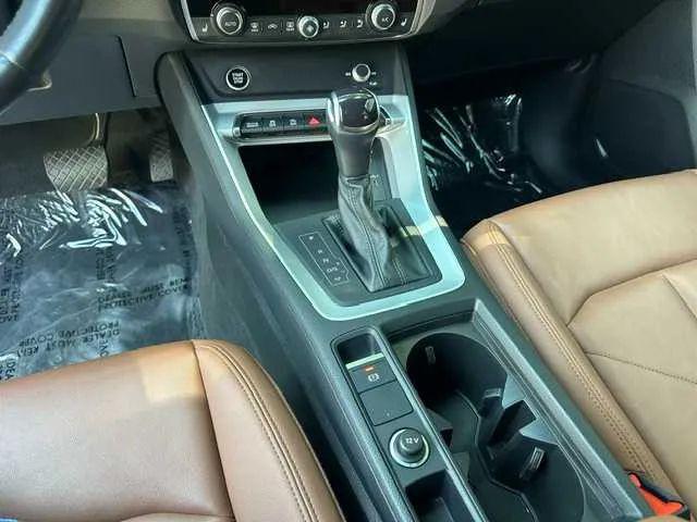 2022 Audi Q3 Premium 40 TFSI quattro Tiptronic