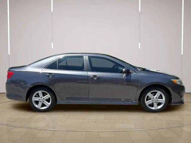 2014 Toyota Camry SE Sport
