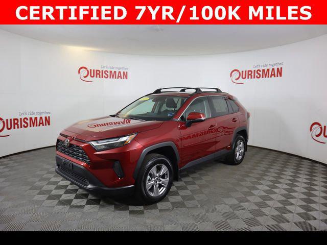 2025 Toyota RAV4 XLE - Photo 4