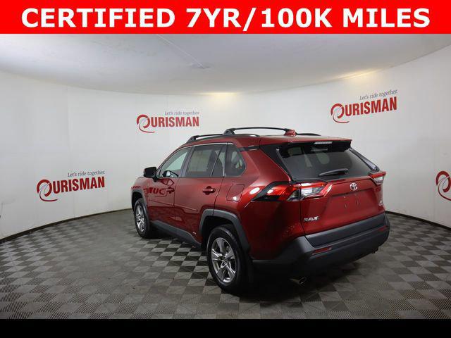 2025 Toyota RAV4 XLE - Photo 7