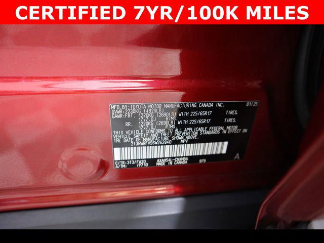 2025 Toyota RAV4 XLE - Photo 28