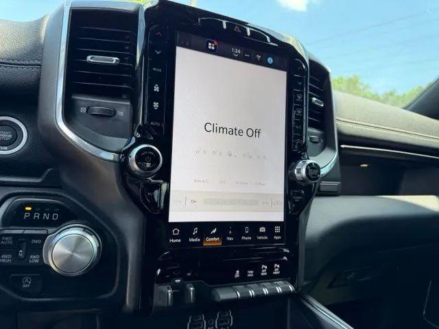 2023 Ram 1500 Laramie Crew Cab 4x4 5'7" Box