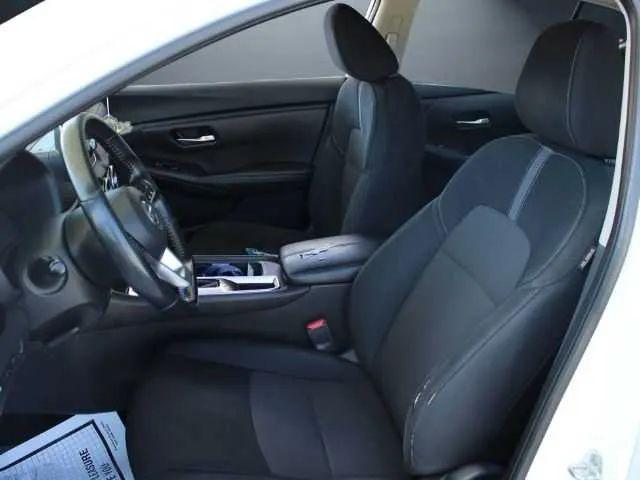 2022 Nissan Sentra SV Xtronic CVT
