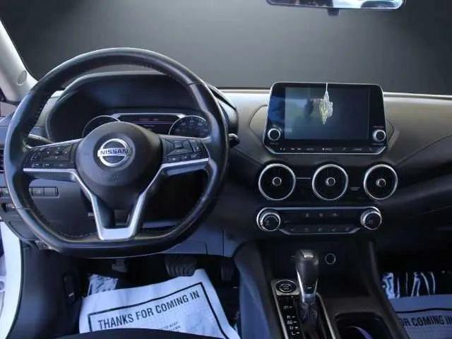 2022 Nissan Sentra SV Xtronic CVT
