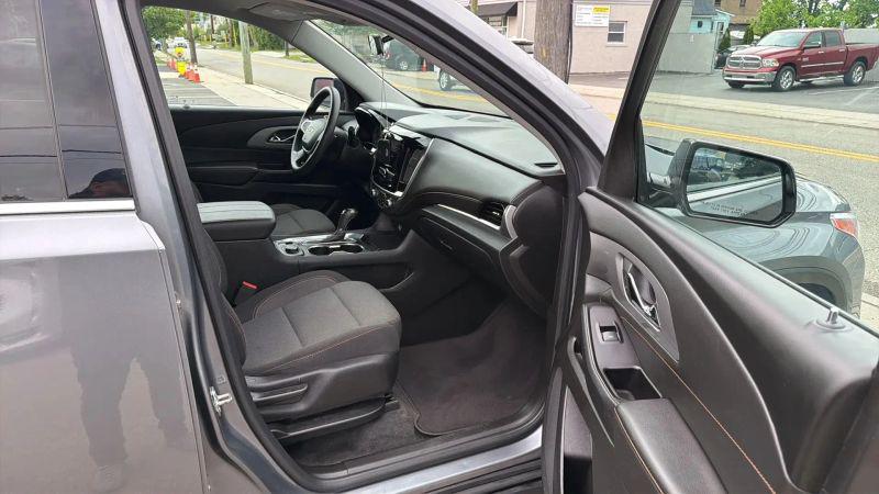 2020 Chevrolet Traverse FWD LS