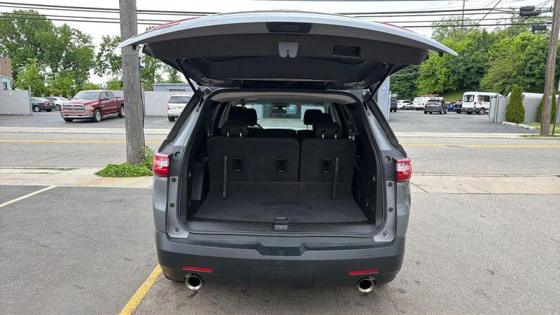 2020 Chevrolet Traverse FWD LS