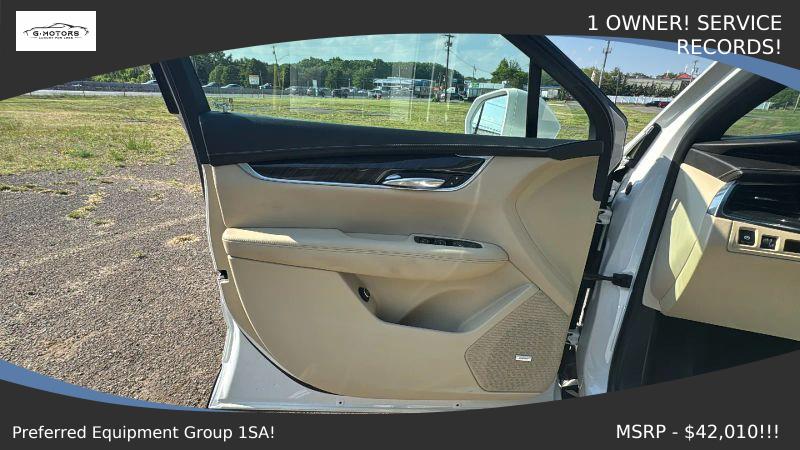 2017 Cadillac XT5 Standard