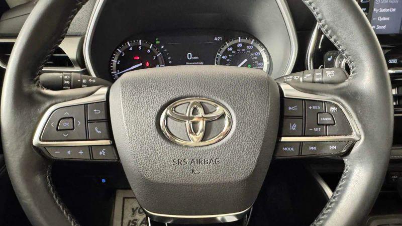 2021 Toyota Highlander XLE