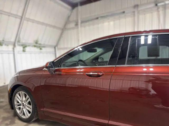 2016 Lincoln MKZ Base