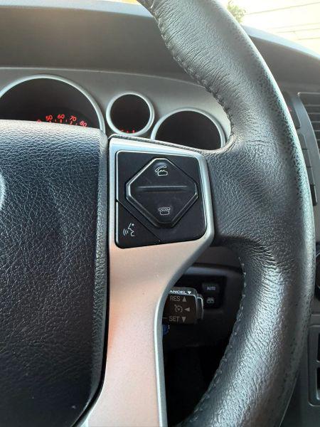 2015 Toyota Sequoia SR5 5.7L V8