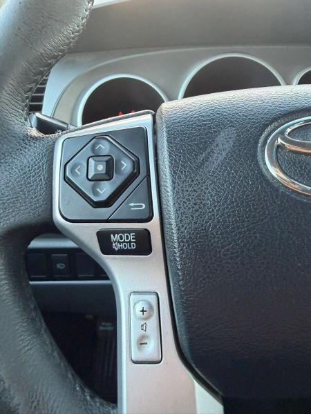 2015 Toyota Sequoia SR5 5.7L V8
