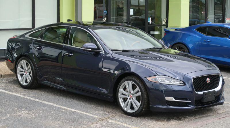 2019 Jaguar XJ R-Sport