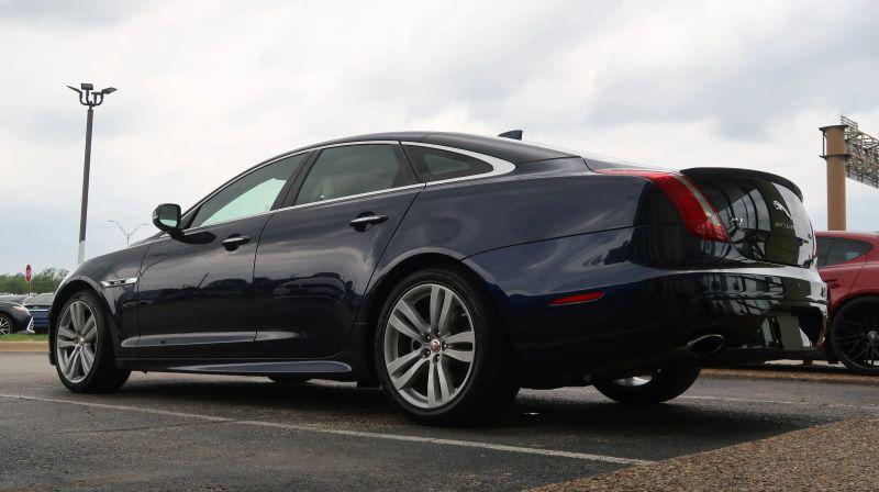 2019 Jaguar XJ R-Sport