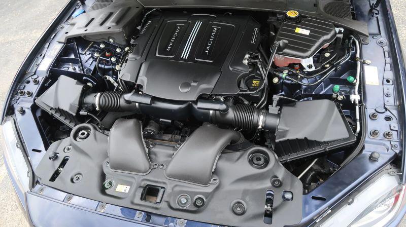 2019 Jaguar XJ R-Sport