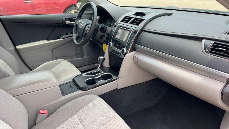 2013 Toyota Camry LE