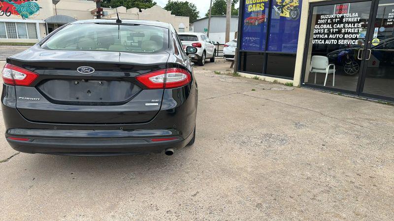 2015 Ford Fusion SE
