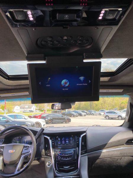 2019 Cadillac Escalade Platinum