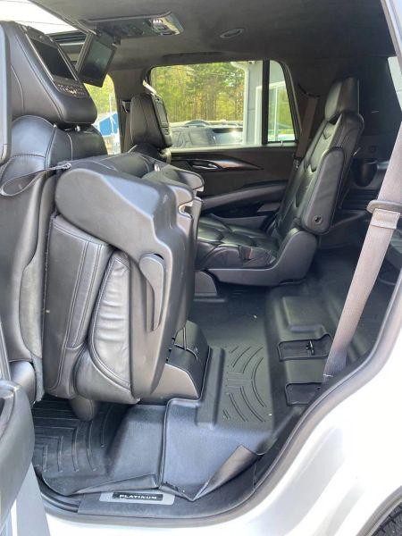 2019 Cadillac Escalade Platinum