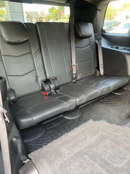 2019 Cadillac Escalade Platinum