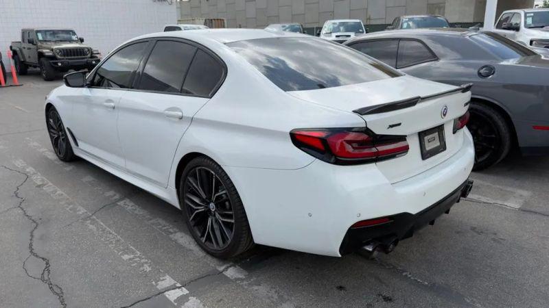 2023 BMW M5 i xDrive
