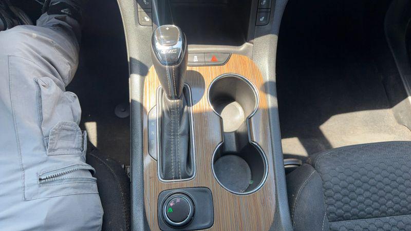 2019 GMC Acadia SLE-2