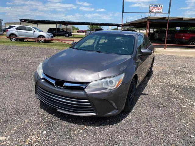 2017 Toyota Camry LE for sale in Kaufman, TX
