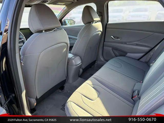 2023 Hyundai Elantra SEL