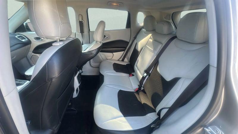 2018 Jeep Compass Latitude FWD
