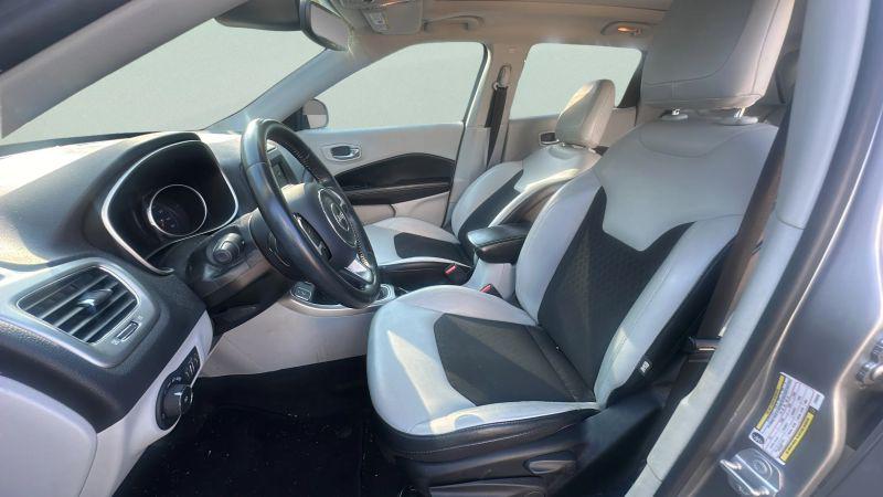 2018 Jeep Compass Latitude FWD
