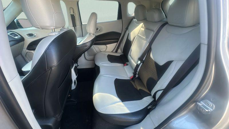 2018 Jeep Compass Latitude FWD