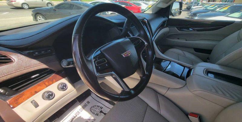 2015 Cadillac Escalade Luxury