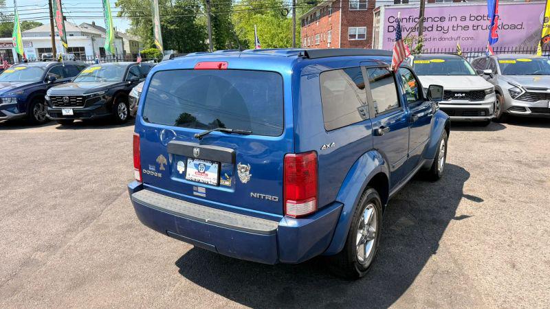 2009 Dodge Nitro SE
