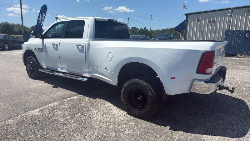 2018 Ram 3500 Big Horn Crew Cab 4x4 8' Box
