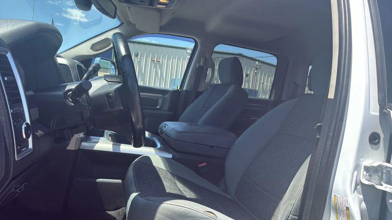 2018 Ram 3500 Big Horn Crew Cab 4x4 8' Box