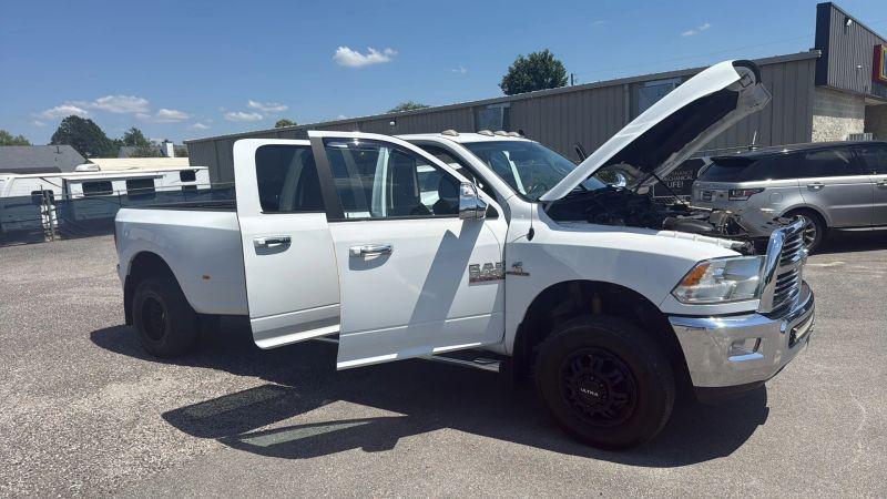 2018 Ram 3500 Big Horn Crew Cab 4x4 8' Box