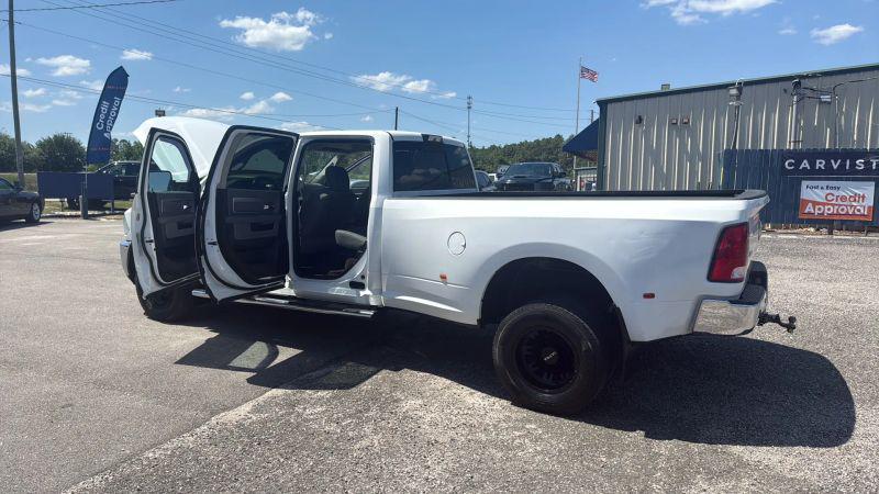 2018 Ram 3500 Big Horn Crew Cab 4x4 8' Box