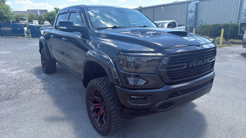 2020 Ram 1500 Laramie Crew Cab 4x4 6'4" Box
