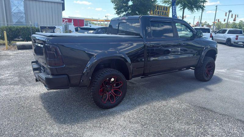 2020 Ram 1500 Laramie Crew Cab 4x4 6'4" Box
