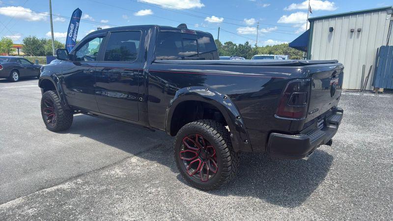 2020 Ram 1500 Laramie Crew Cab 4x4 6'4" Box
