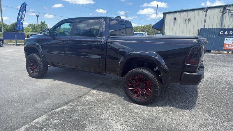 2020 Ram 1500 Laramie Crew Cab 4x4 6'4" Box