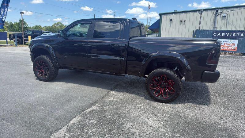 2020 Ram 1500 Laramie Crew Cab 4x4 6'4" Box
