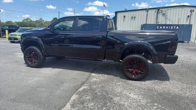 2020 Ram 1500 Laramie Crew Cab 4x4 6'4" Box