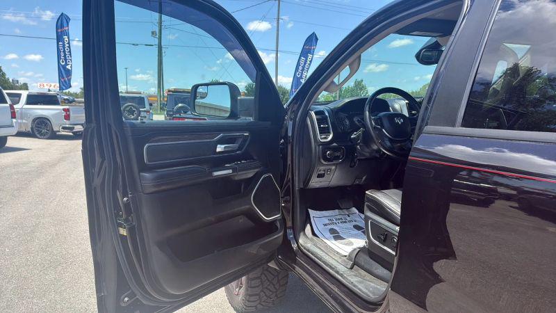 2020 Ram 1500 Laramie Crew Cab 4x4 6'4" Box