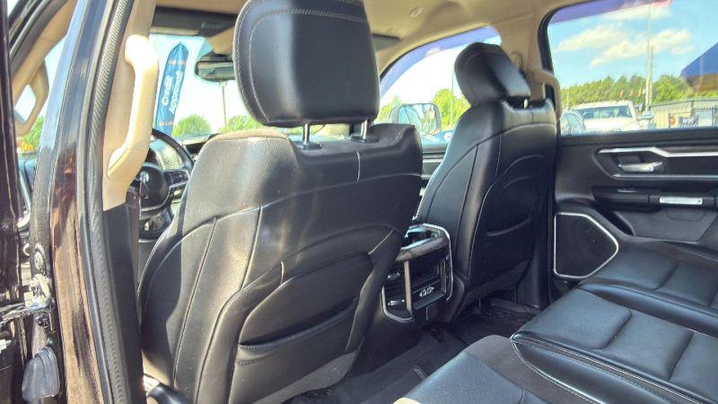 2020 Ram 1500 Laramie Crew Cab 4x4 6'4" Box
