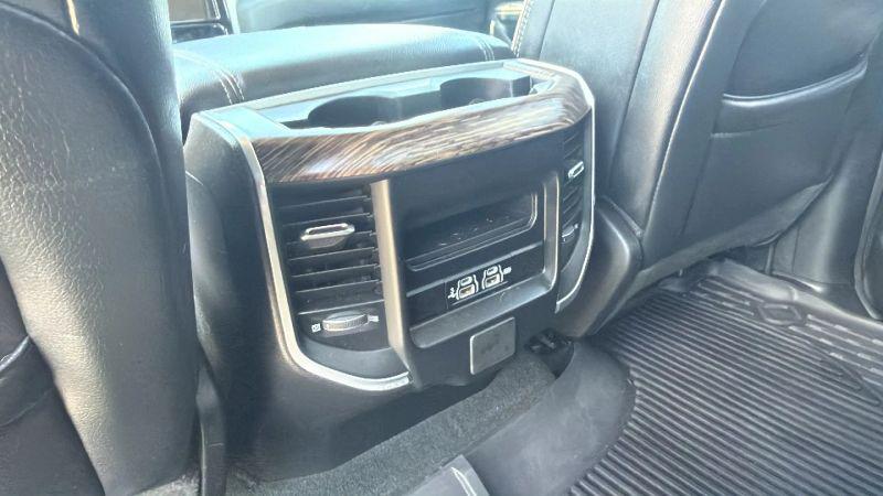 2020 Ram 1500 Laramie Crew Cab 4x4 6'4" Box